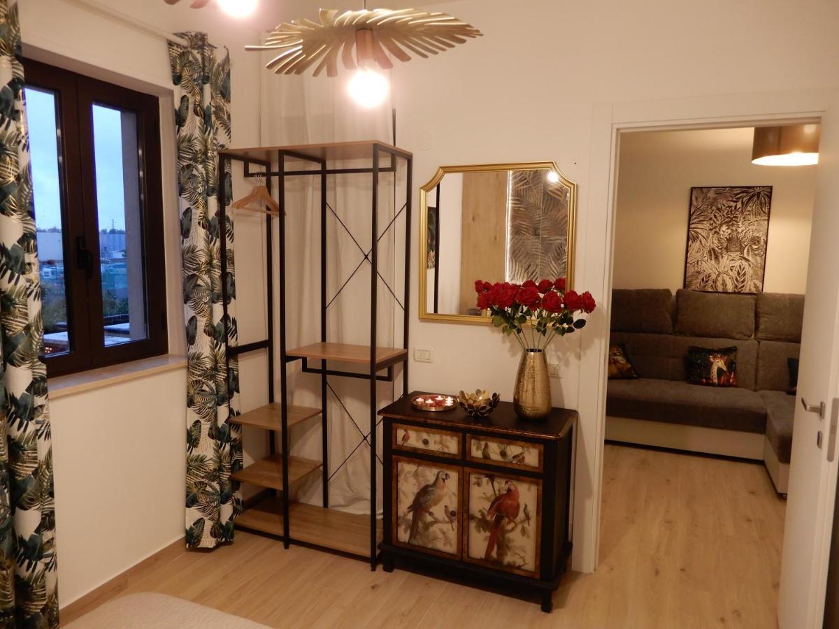 Caserta Royale Suite Екстериор снимка