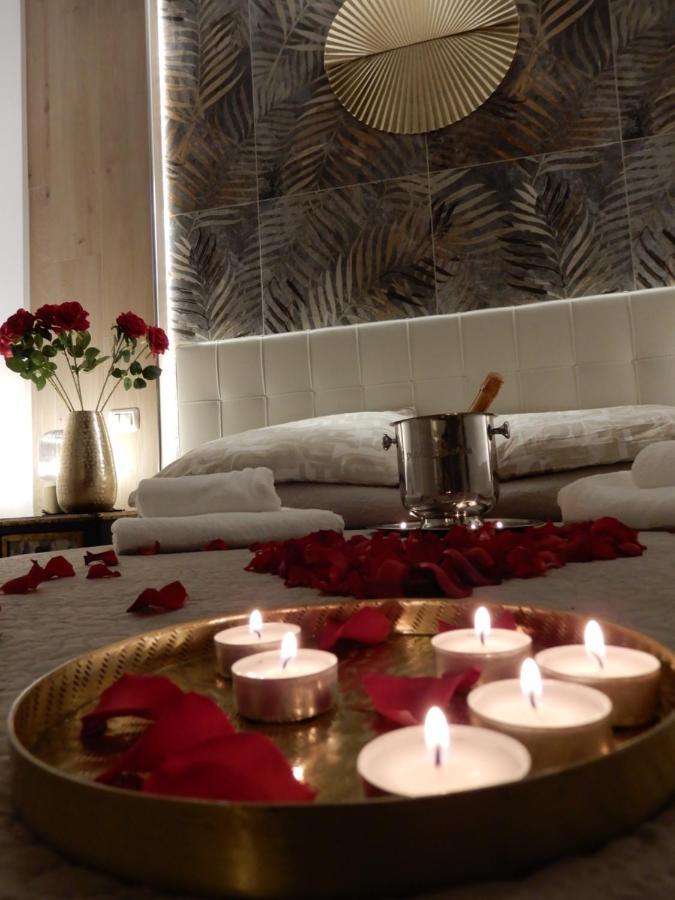 Caserta Royale Suite Екстериор снимка