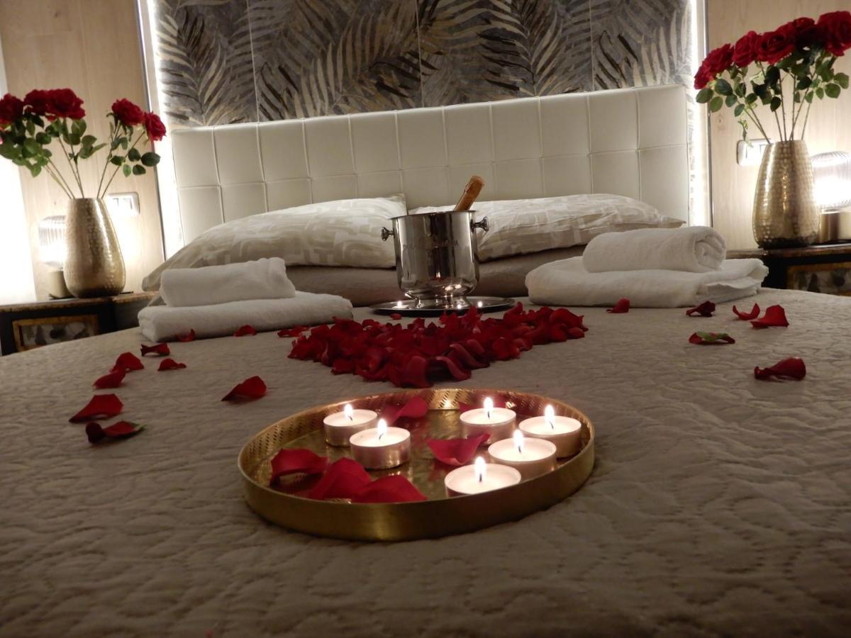 Caserta Royale Suite Екстериор снимка